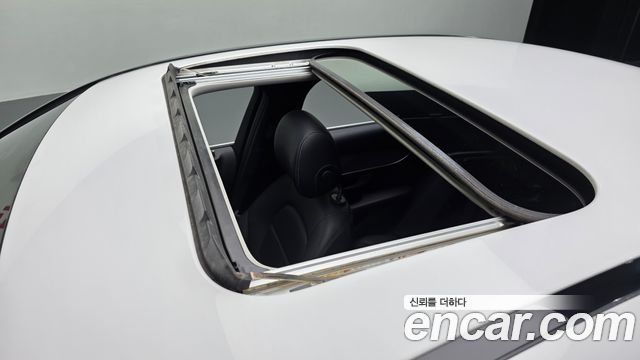 Mercedes-Benz C-Class (W205) C220 d Avantgarde 2018 — фото 29