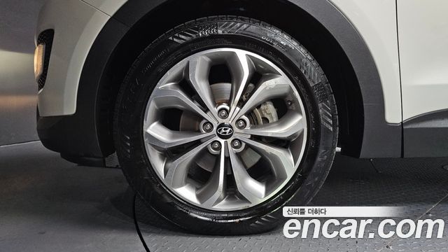 Hyundai Santa Fe (DM) Diesel(e-VGT) 2.2 2WD Exclusive 2014 — фото 5