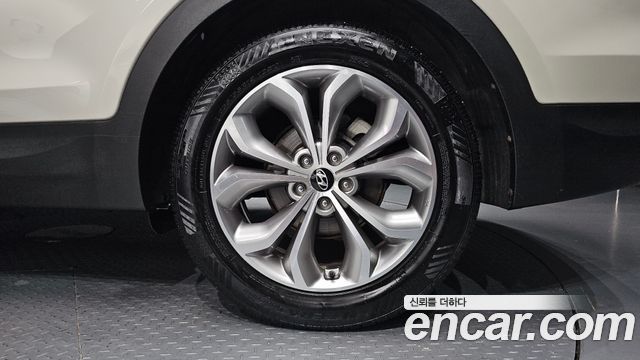Hyundai Santa Fe (DM) Diesel(e-VGT) 2.2 2WD Exclusive 2014 — фото 21