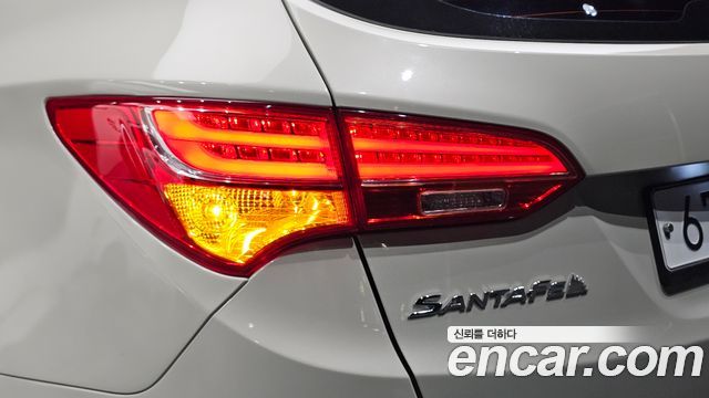 Hyundai Santa Fe (DM) Diesel(e-VGT) 2.2 2WD Exclusive 2014 — фото 23
