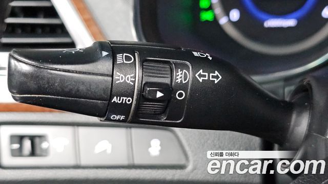 Hyundai Santa Fe (DM) Diesel(e-VGT) 2.2 2WD Exclusive 2014 — фото 28