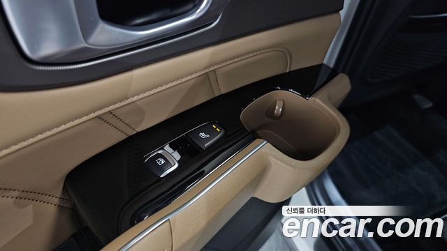 Kia Sorento (IV) HEV 1.6 2WD Signature 2025 — фото 19