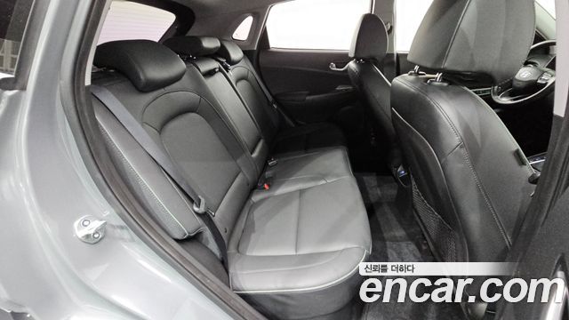 Hyundai Kona Hybrid Inspiration 2023 — фото 11