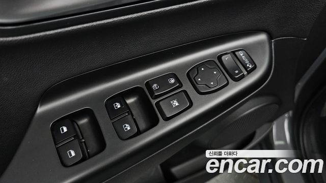 Hyundai Kona Hybrid Inspiration 2023 — фото 17