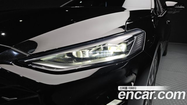 Kia K8 2.5 Gasoline 2WD Noblesse 2022 — фото 22