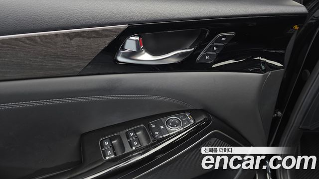 Kia K7 Premier Hybrid Noblesse 2020 — фото 11