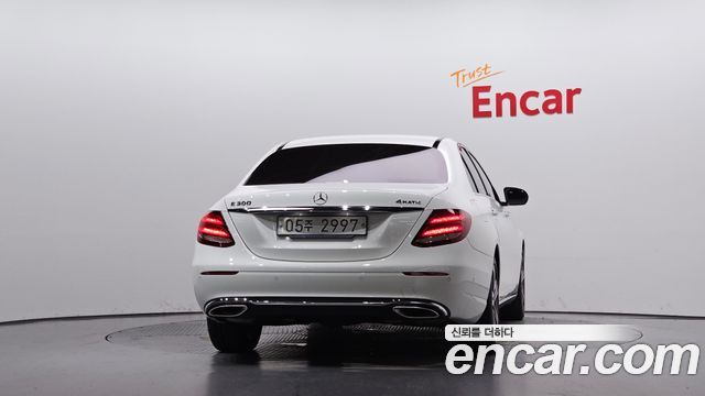 Mercedes-Benz E-Class (W213) E300 Avantgarde 2019 — фото 4