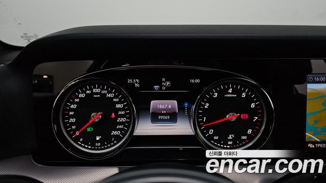 Mercedes-Benz E-Class (W213) E300 Avantgarde 2019 — фото 8