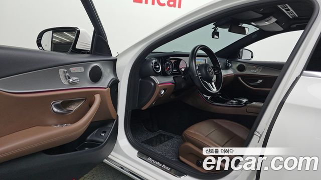 Mercedes-Benz E-Class (W213) E300 Avantgarde 2019 — фото 10