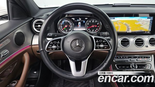 Mercedes-Benz E-Class (W213) E300 Avantgarde 2019 — фото 13