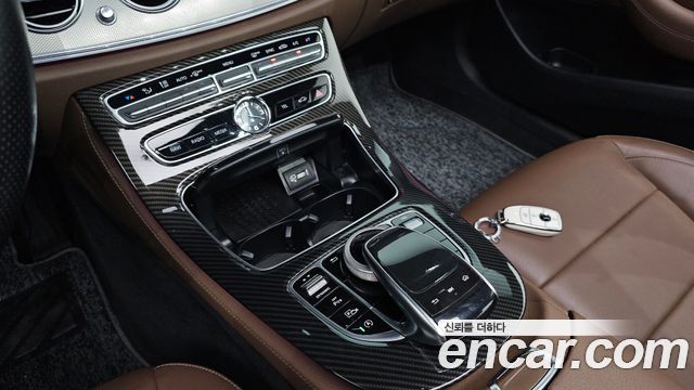 Mercedes-Benz E-Class (W213) E300 Avantgarde 2019 — фото 28