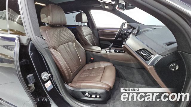 BMW 6 Series GT (G32) 640i xDrive M Sport 2019 — фото 11