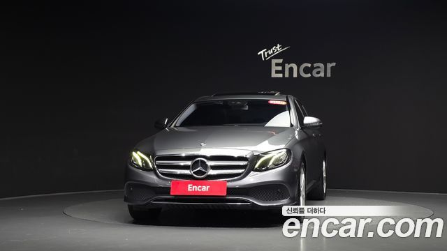 Mercedes-Benz E-Class (W213) E200 Avantgarde 2018 — фото 3