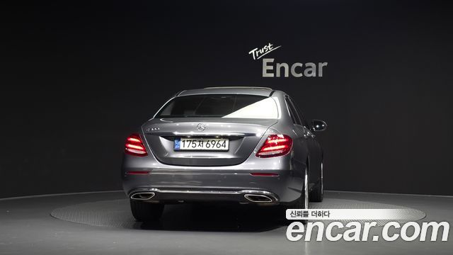 Mercedes-Benz E-Class (W213) E200 Avantgarde 2018 — фото 4