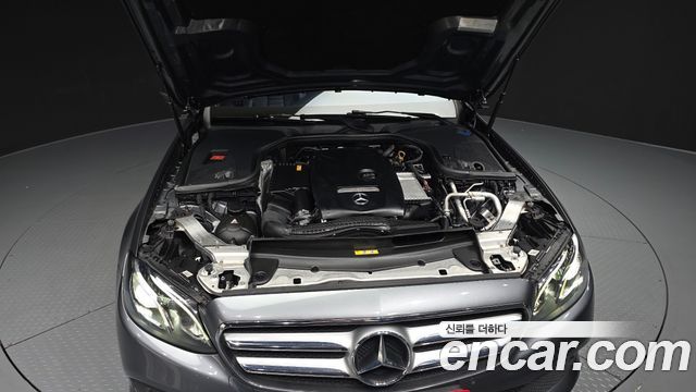 Mercedes-Benz E-Class (W213) E200 Avantgarde 2018 — фото 6