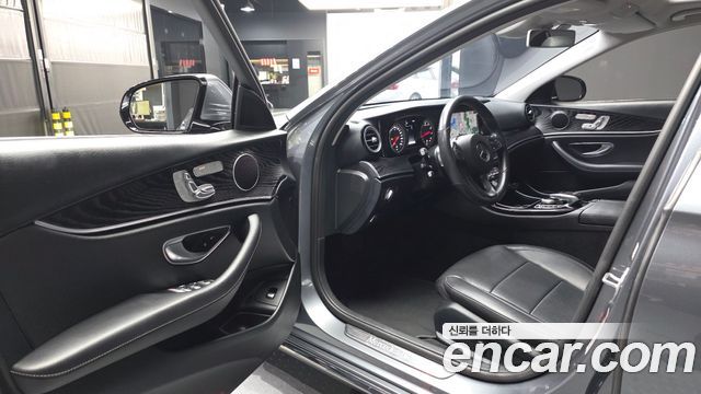 Mercedes-Benz E-Class (W213) E200 Avantgarde 2018 — фото 10