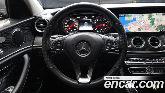 Mercedes-Benz E-Class (W213) E200 Avantgarde 2018 — фото 17