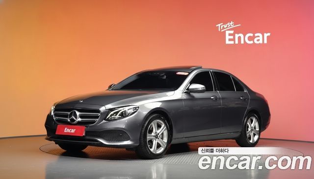 Mercedes-Benz E-Class (W213) E200 Avantgarde