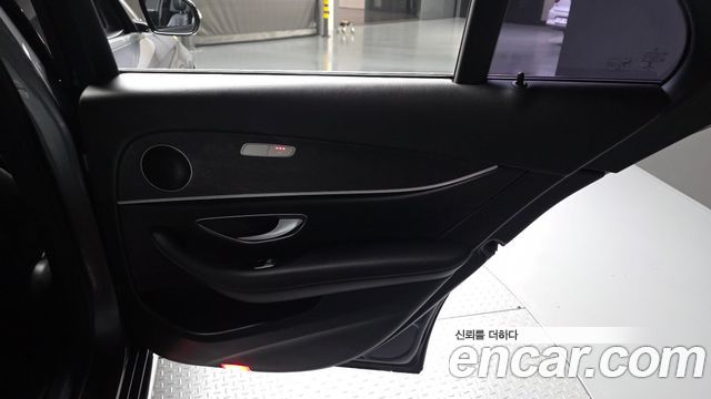 Mercedes-Benz E-Class (W213) E200 Avantgarde 2018 — фото 31