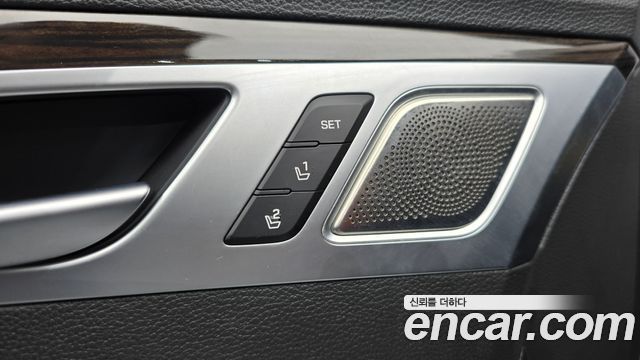 Genesis G80 3.3 GDI Prestige 2018 — фото 31