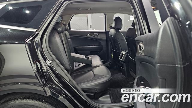 Kia Sportage (V) Diesel 2.0 2WD Prestige 2022 — фото 11