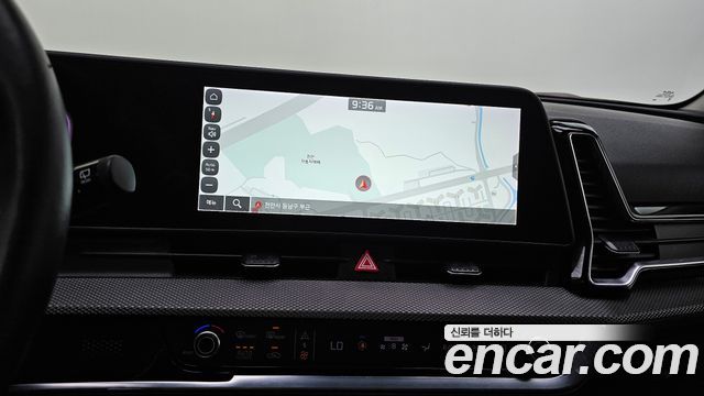 Kia Sportage (V) Diesel 2.0 2WD Prestige 2022 — фото 13