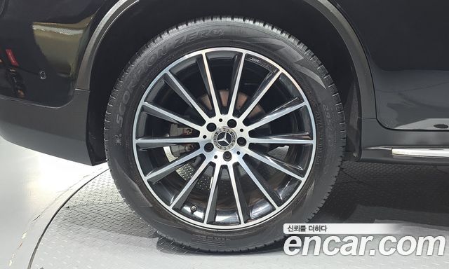 Mercedes-Benz GLC-Class (X253) GLC300 4MATIC AMG Line Coupe 2019 — фото 5