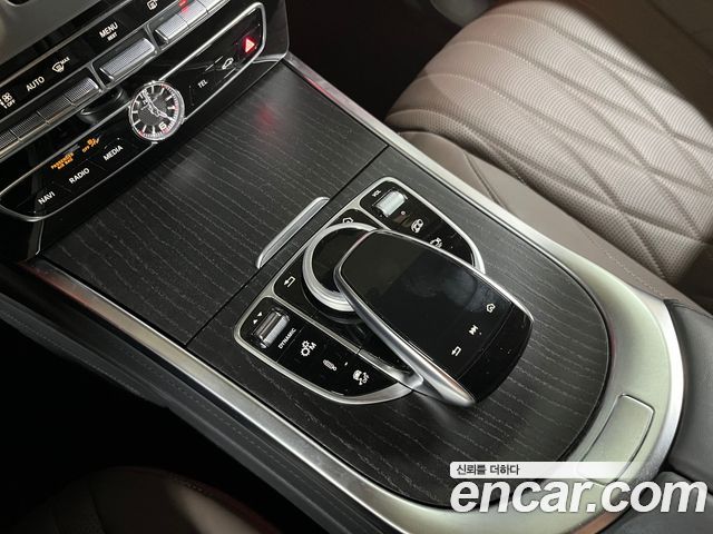 Mercedes-Benz G-Class (W463b) AMG G63 Manufaktur 2024 — фото 17