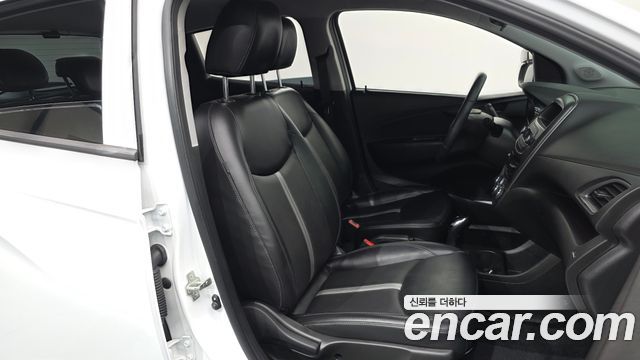 Chevrolet Spark LT 2019 — фото 15