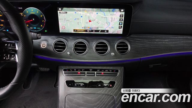 Mercedes-Benz E-Class (W213) E350 4MATIC AMG Line 2022 — фото 18