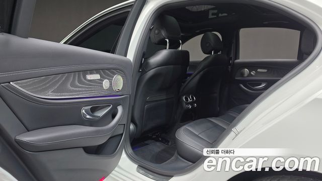 Mercedes-Benz E-Class (W213) E350 4MATIC AMG Line 2022 — фото 30