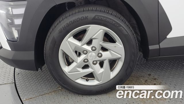 Hyundai Kona (SX2) Gasoline 1.6 Turbo 2WD Modern 2023 — фото 5