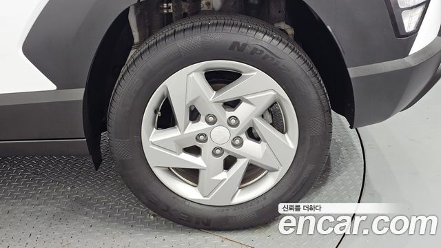 Hyundai Kona (SX2) Gasoline 1.6 Turbo 2WD Modern 2023 — фото 21