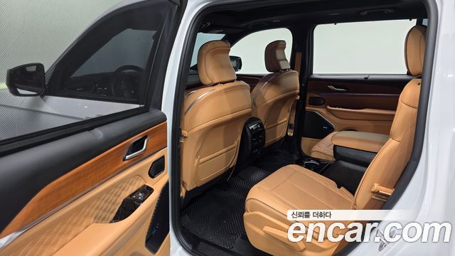 Jeep Grand Cherokee (WL) L 3.6 Summit Reserve 2021 — фото 12