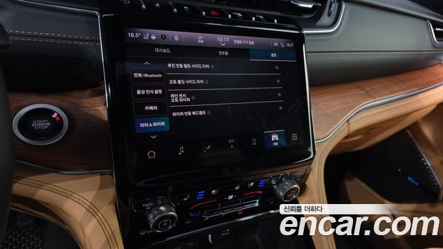 Jeep Grand Cherokee (WL) L 3.6 Summit Reserve 2021 — фото 32