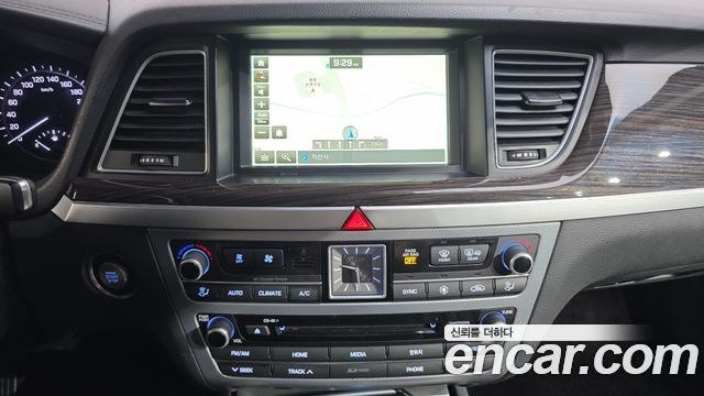 Genesis G80 3.3 GDI Luxury 2018 — фото 14