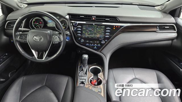 Toyota Camry (XV70) 2.5 XLE Hybrid 2019 — фото 7
