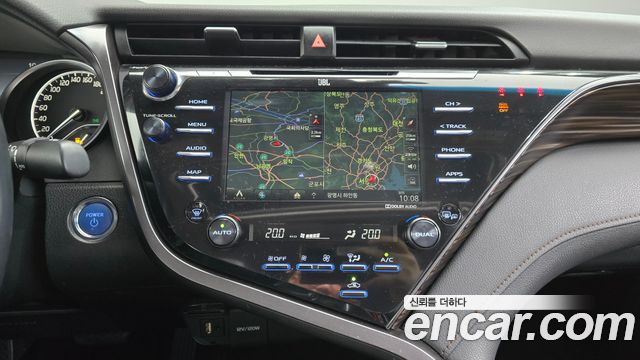 Toyota Camry (XV70) 2.5 XLE Hybrid 2019 — фото 12