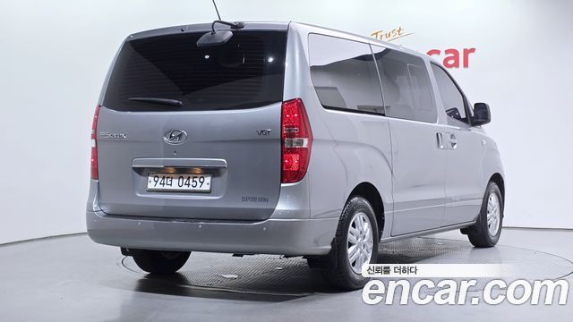 Hyundai Grand Starex Van 5-Seater Modern 2019 — фото 2