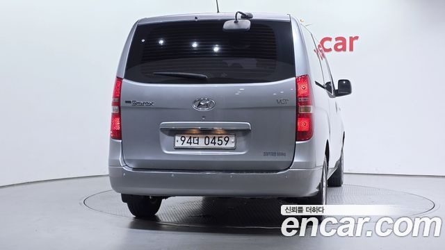Hyundai Grand Starex Van 5-Seater Modern 2019 — фото 4