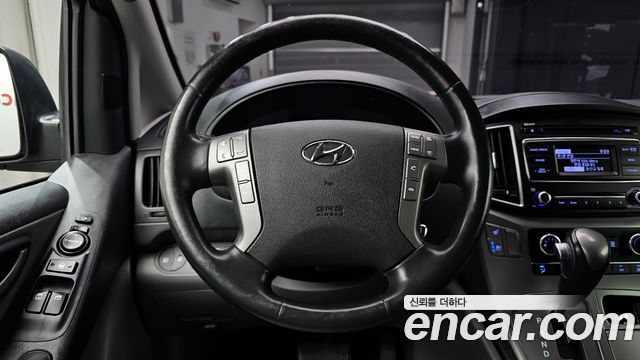 Hyundai Grand Starex Van 5-Seater Modern 2019 — фото 12