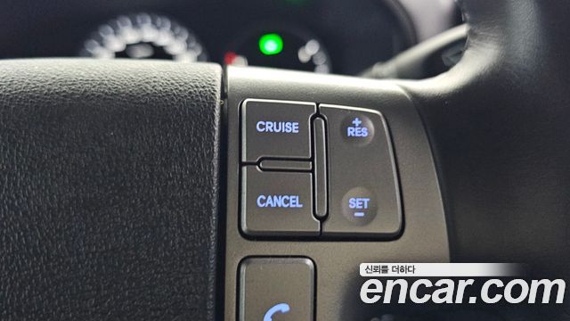 Hyundai Grand Starex Van 5-Seater Modern 2019 — фото 13