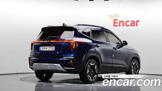 Kia Seltos Gasoline 1.6 Turbo 2WD Signature 2023 — фото 2