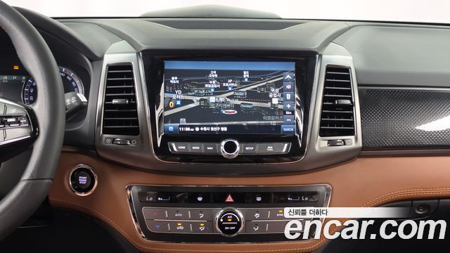 KG Mobility (SsangYong) Rexton Sports Khan Diesel 2.2 4WD Noblesse (5-Link) 2021 — фото 14