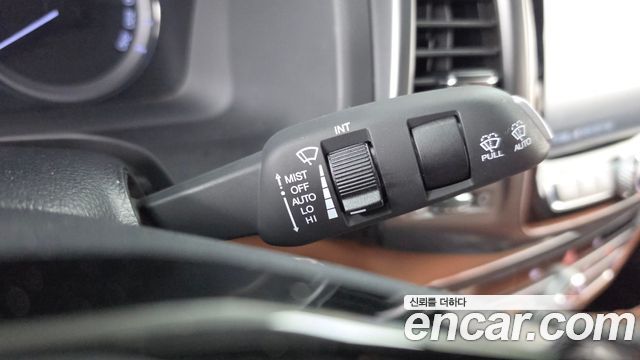 KG Mobility (SsangYong) Rexton Sports Khan Diesel 2.2 4WD Noblesse (5-Link) 2021 — фото 18