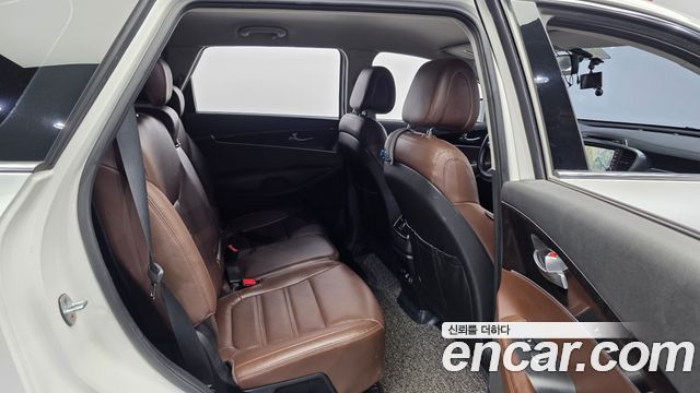 Kia Sorento Diesel 2.0 2WD Noblesse 2016 — фото 11