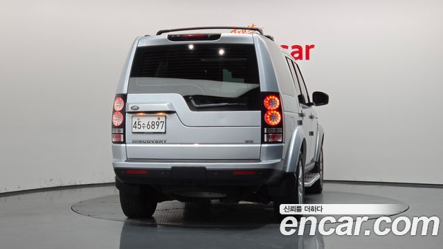 Land Rover Discovery 4 3.0 SDV6 SE 2015 — фото 4