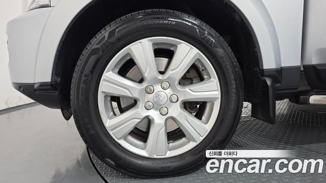 Land Rover Discovery 4 3.0 SDV6 SE 2015 — фото 5