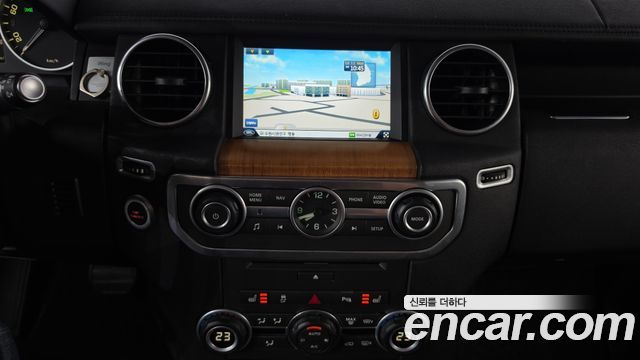 Land Rover Discovery 4 3.0 SDV6 SE 2015 — фото 13