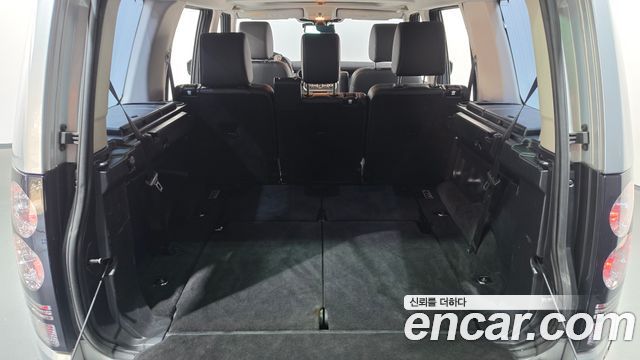 Land Rover Discovery 4 3.0 SDV6 SE 2015 — фото 19